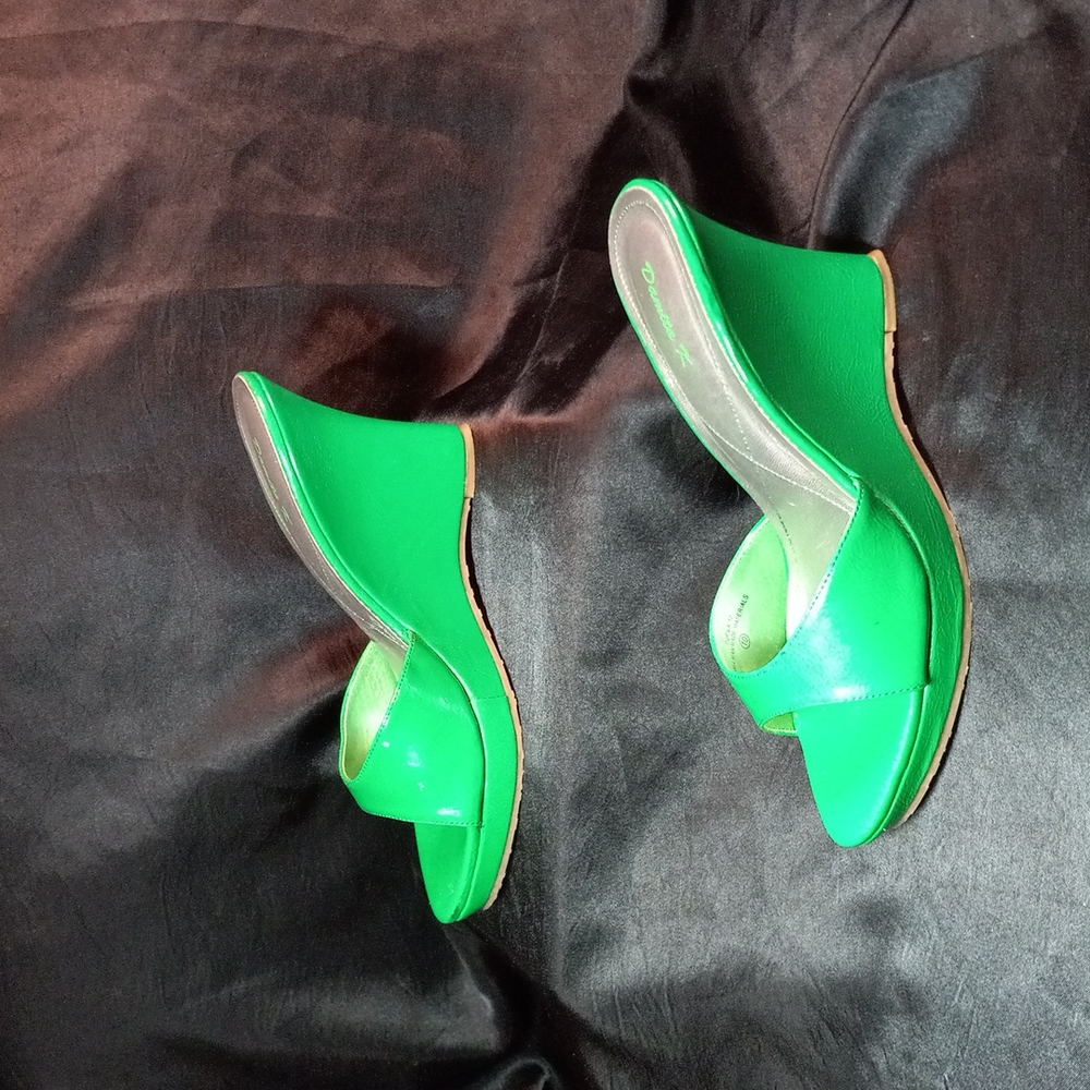 Damita K  Slides